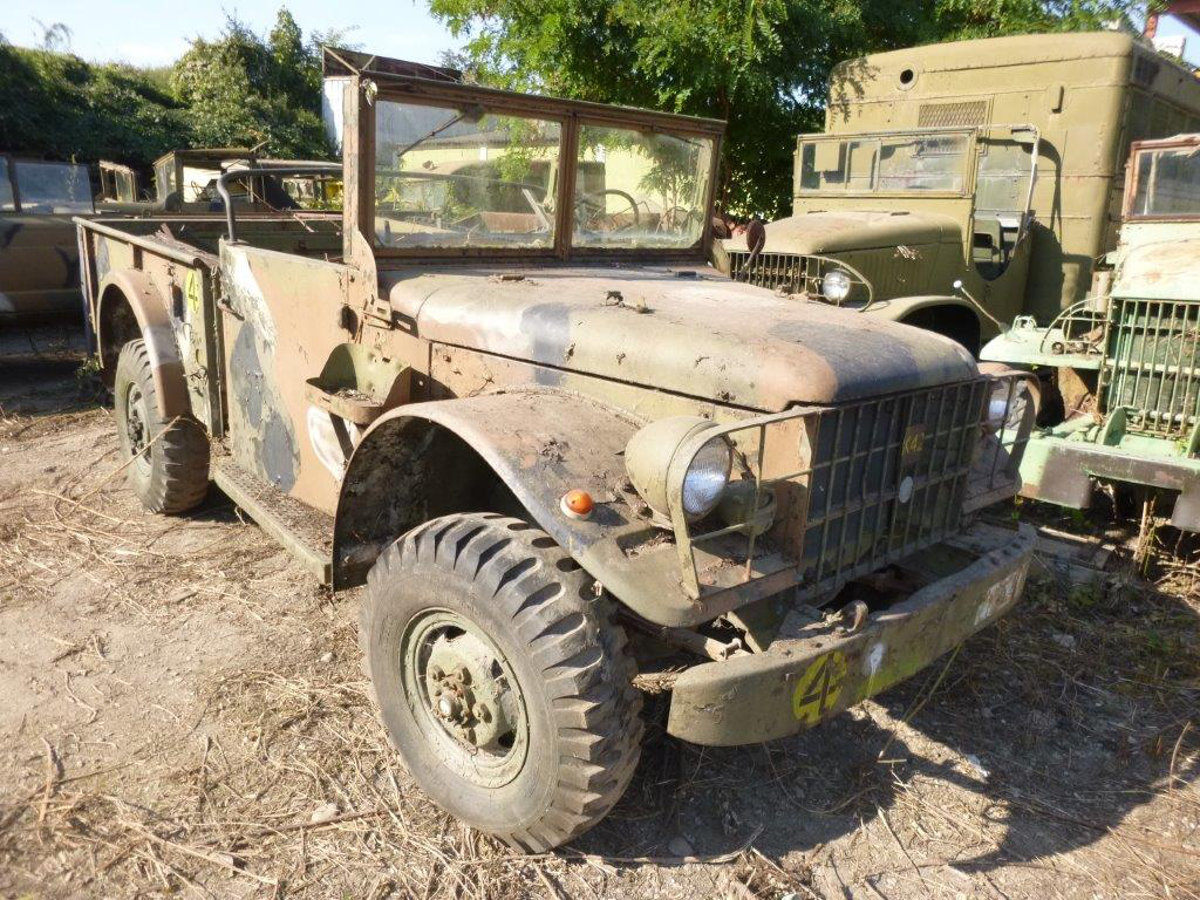 Dodge M 37