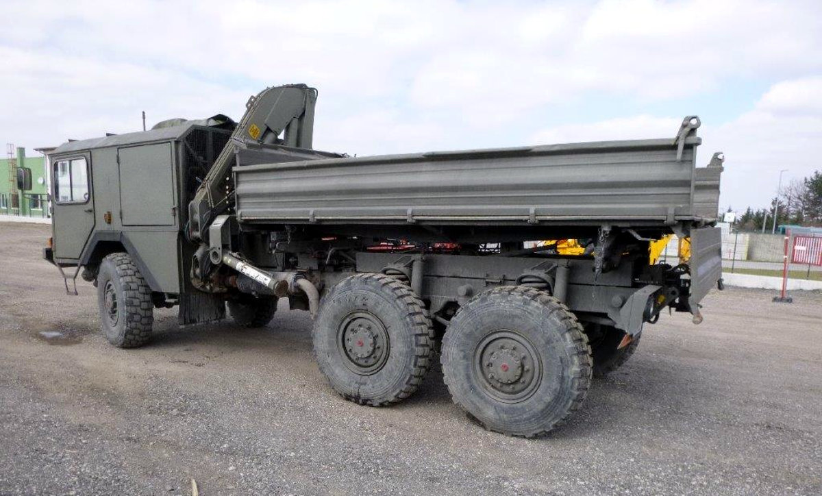 ÖAF 20.320 S-LKW 6x6, 3-Seiten Kipper mit Palfinger Pk 7500 Kran und Seilwinde