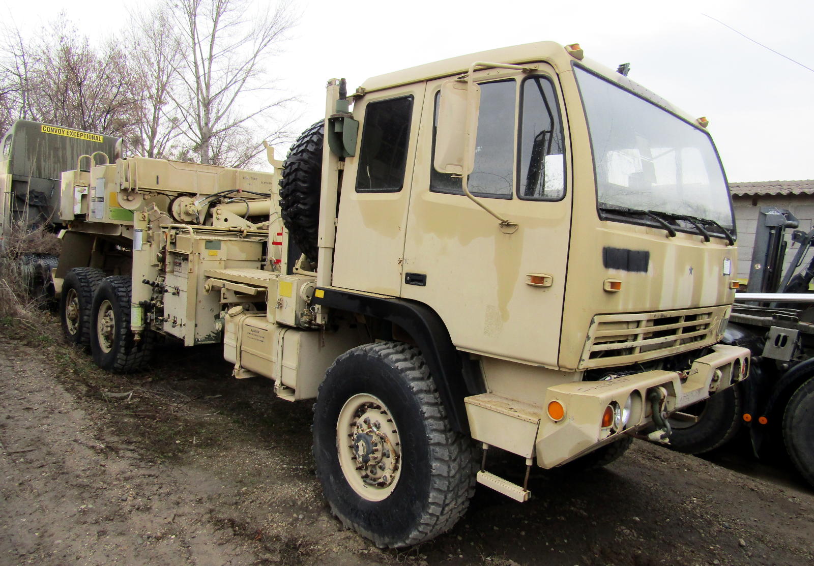 Steward and Stevenson M1089 6x6 Wrecker 2